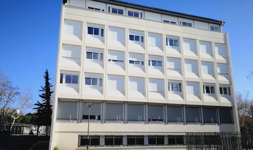 RESIDENCE ESTELAN-LES ABEILLES