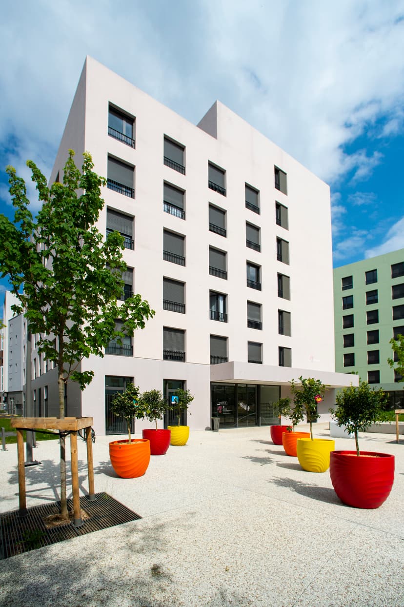 RESIDENCE CLAUDIE HAIGNERE