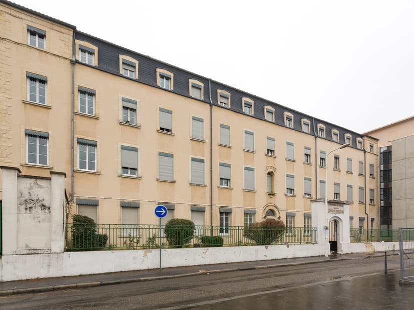 RESIDENCE JACQUES CAVALIER