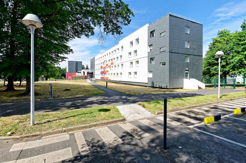 CITE LAUNAY VIOLETTE