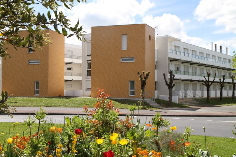 RESIDENCE FRANCINE POITEVIN